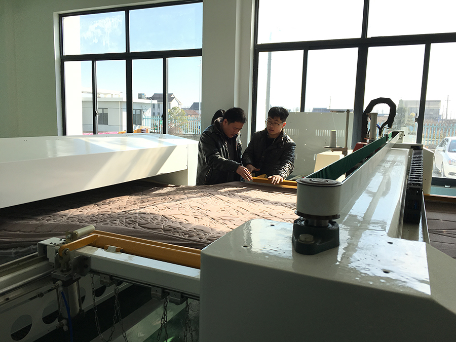 鼎諾機(jī)電絎裁一體機(jī) 鼎諾機(jī)電絎裁一體機(jī)